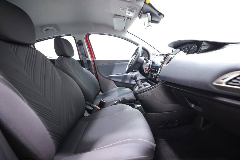 LANCIA Ypsilon 41