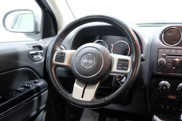 JEEP Compass 36