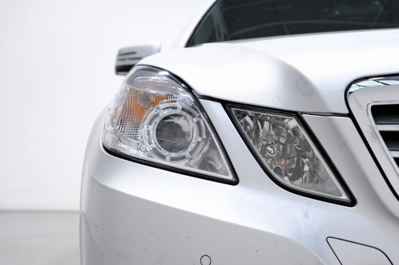 MERCEDES-BENZ E 250 14