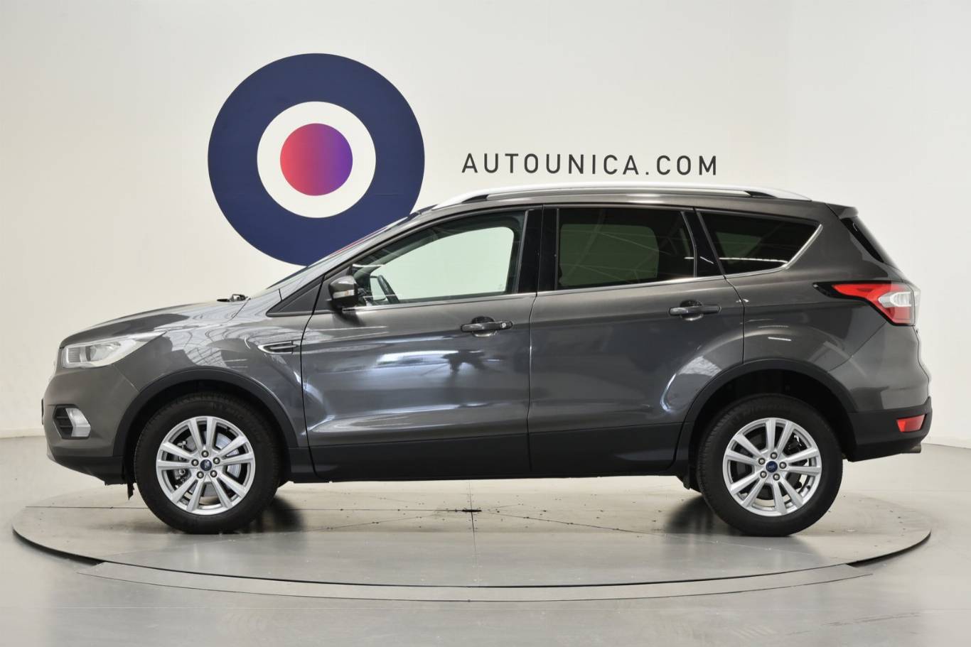 FORD Kuga 32