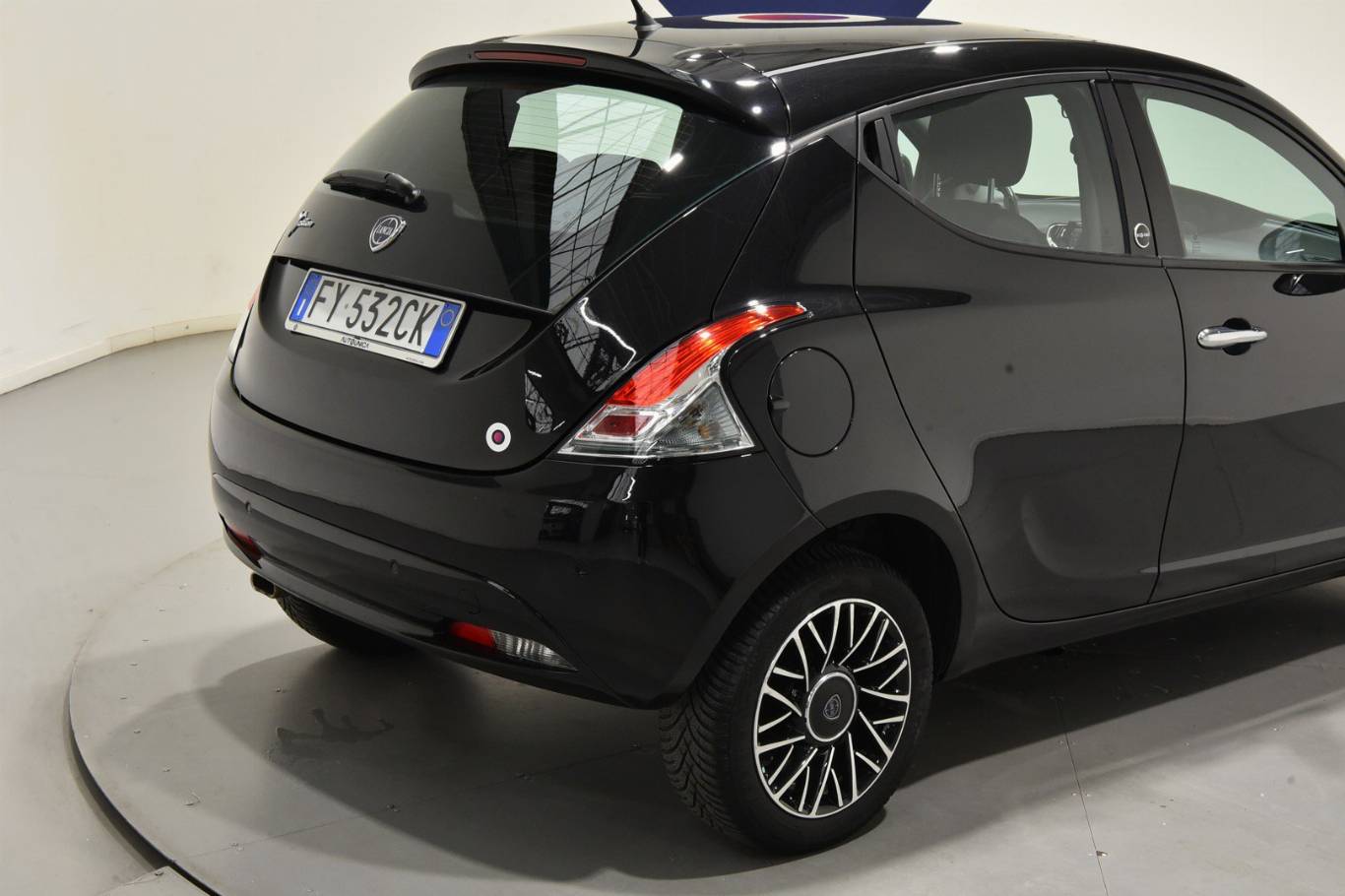 LANCIA Ypsilon 23