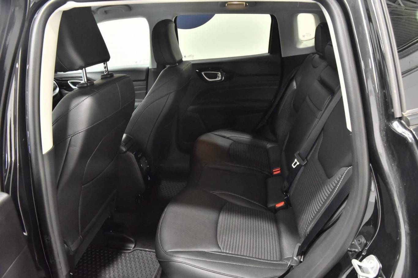 JEEP Compass 30