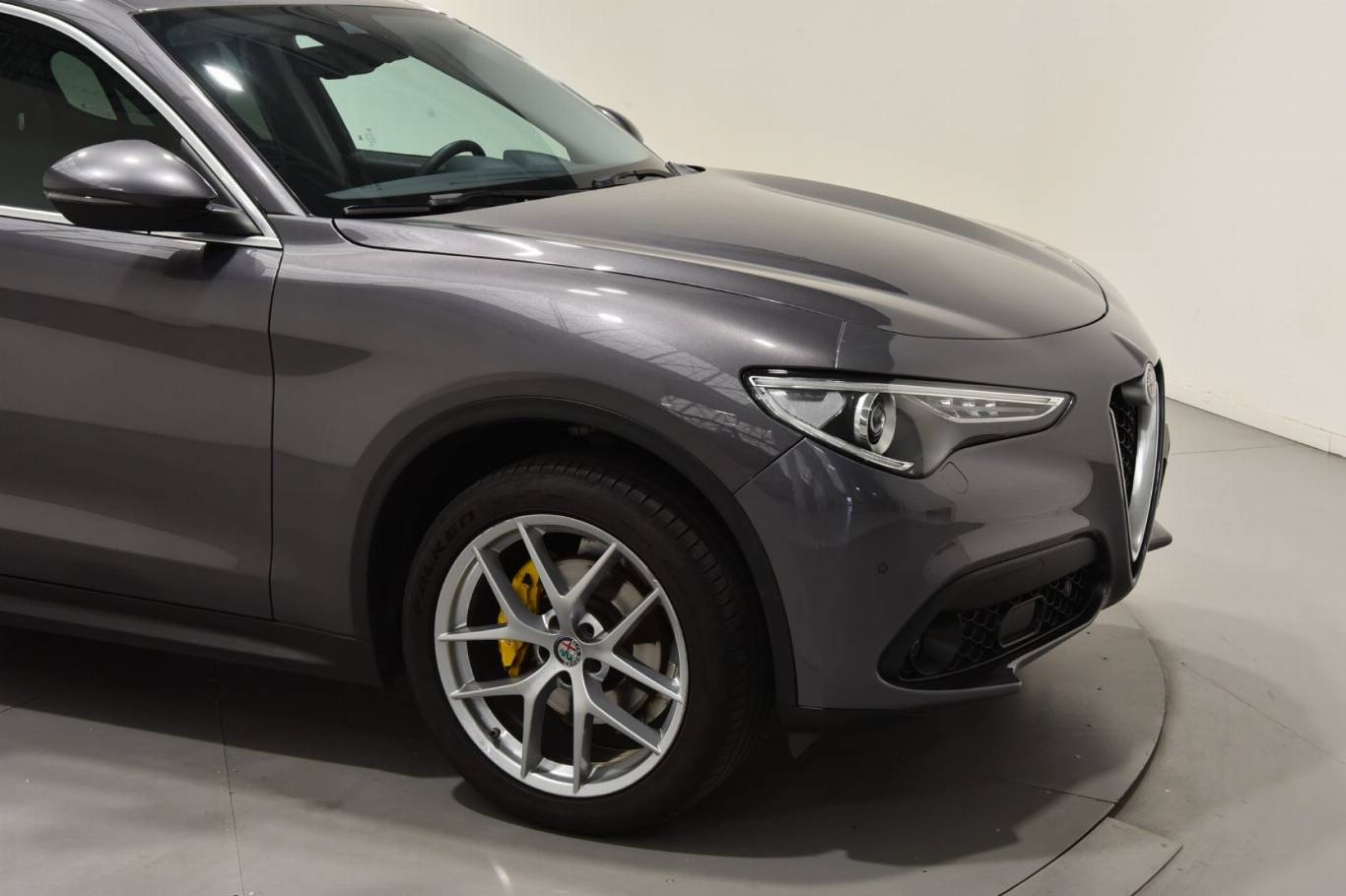 ALFA ROMEO Stelvio 12