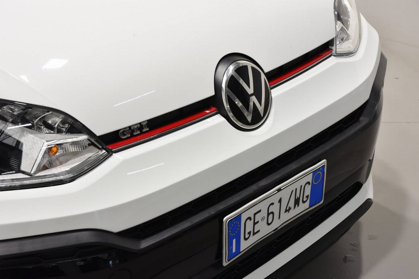VOLKSWAGEN Up! 39