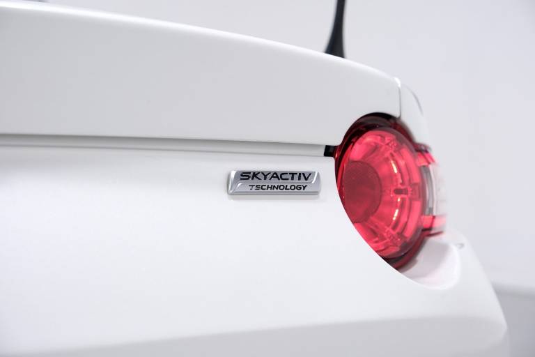MAZDA MX-5 48