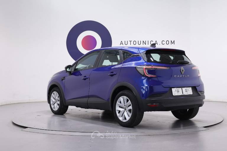 RENAULT Captur 17