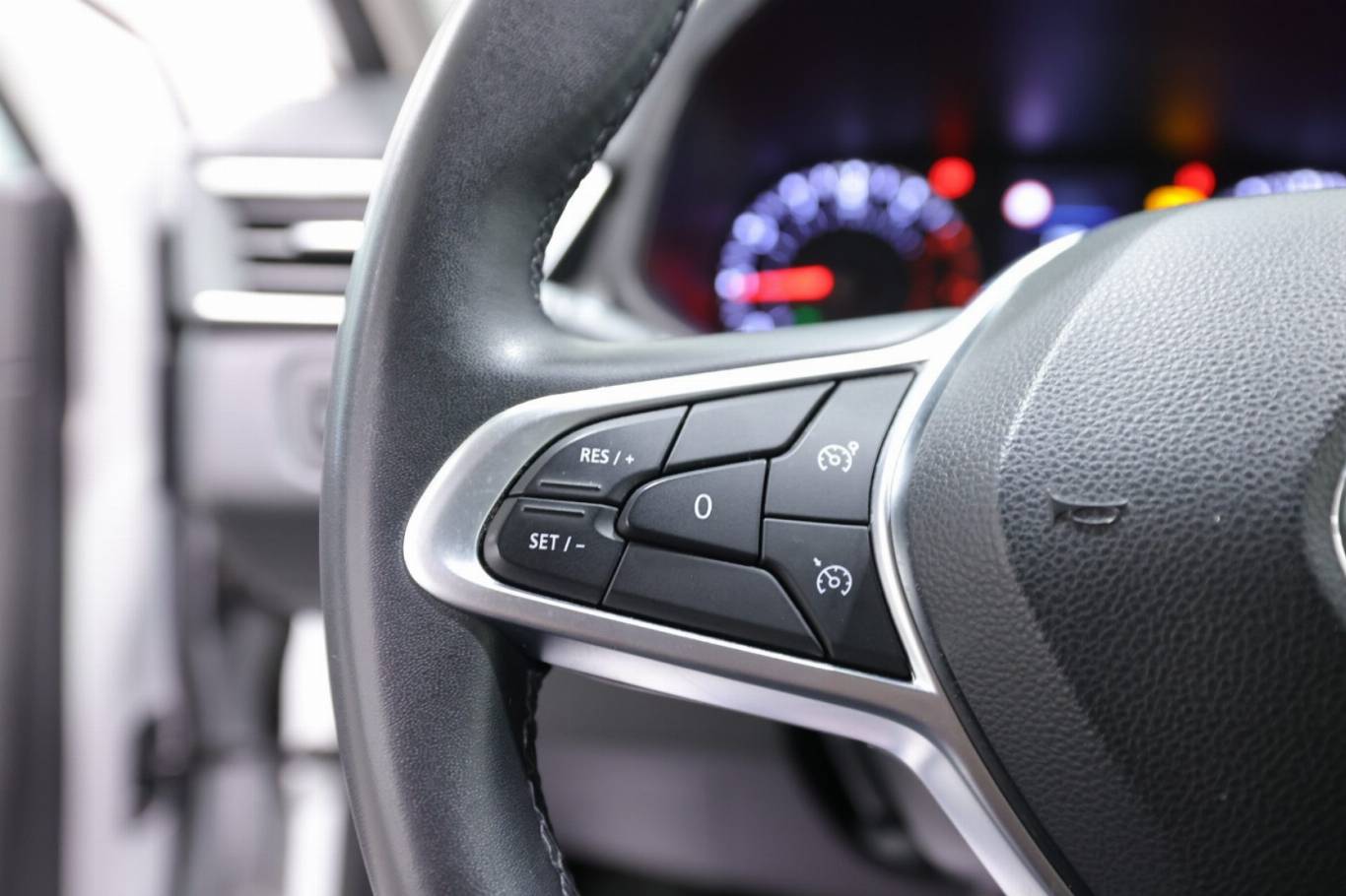 RENAULT Clio 21