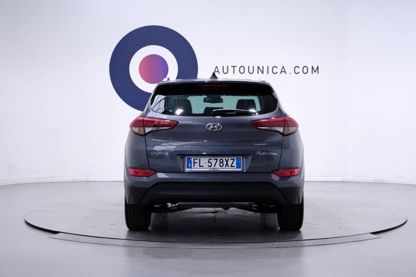 HYUNDAI Tucson 16