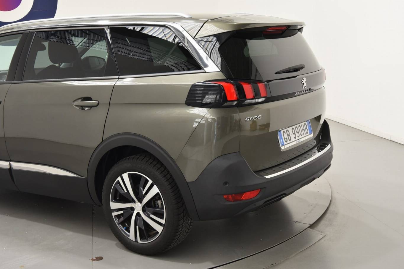 PEUGEOT 5008 20