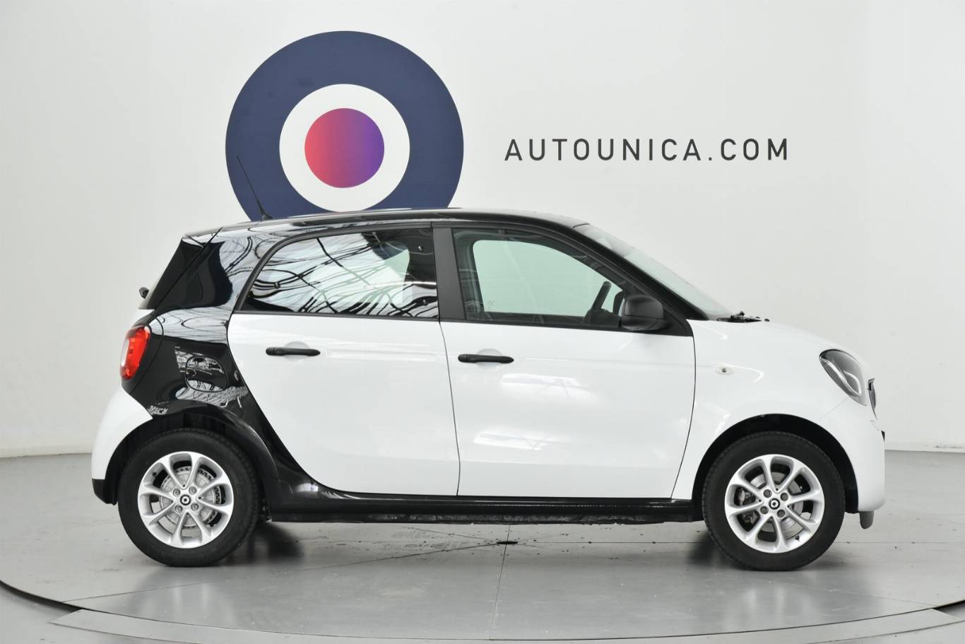 SMART ForFour 4