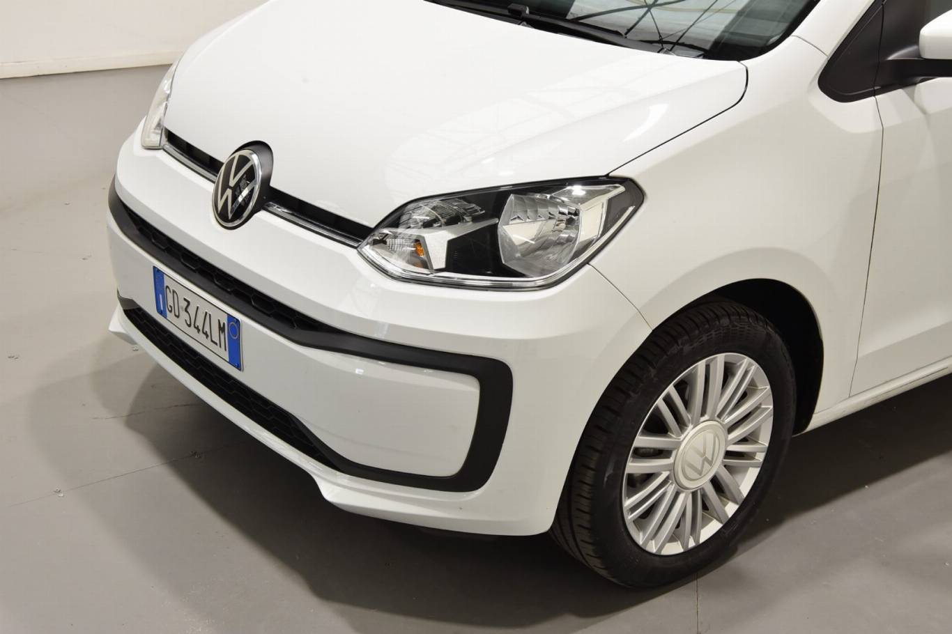 VOLKSWAGEN Up! 29