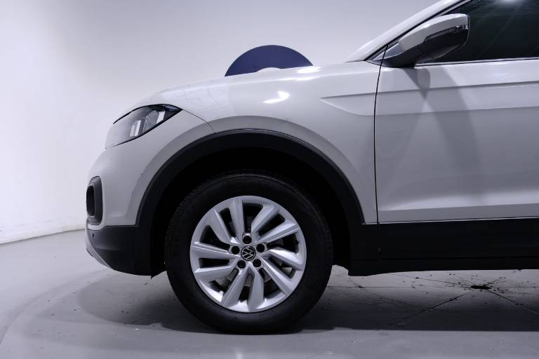 VOLKSWAGEN T-Cross 11