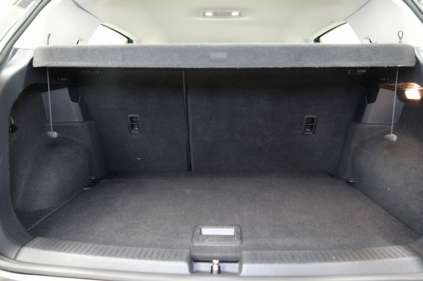 VOLKSWAGEN T-Cross 51