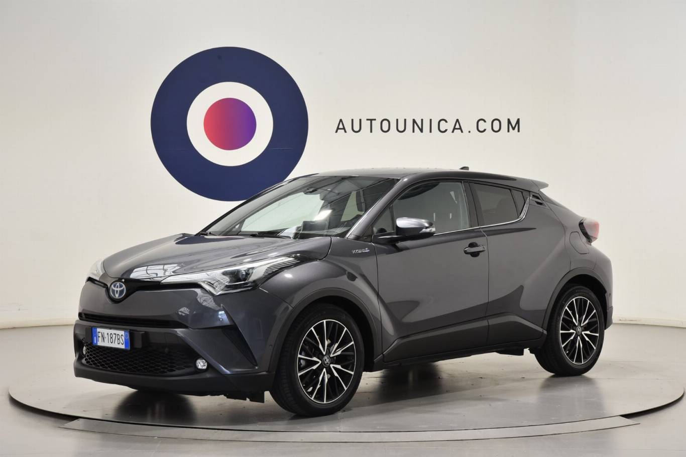 TOYOTA C-HR 1