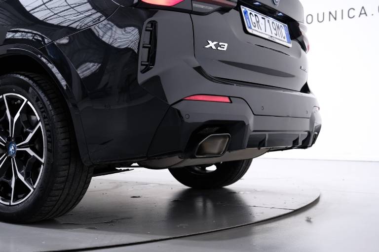 BMW X3 56
