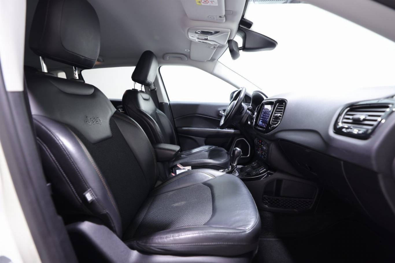 JEEP Compass 51