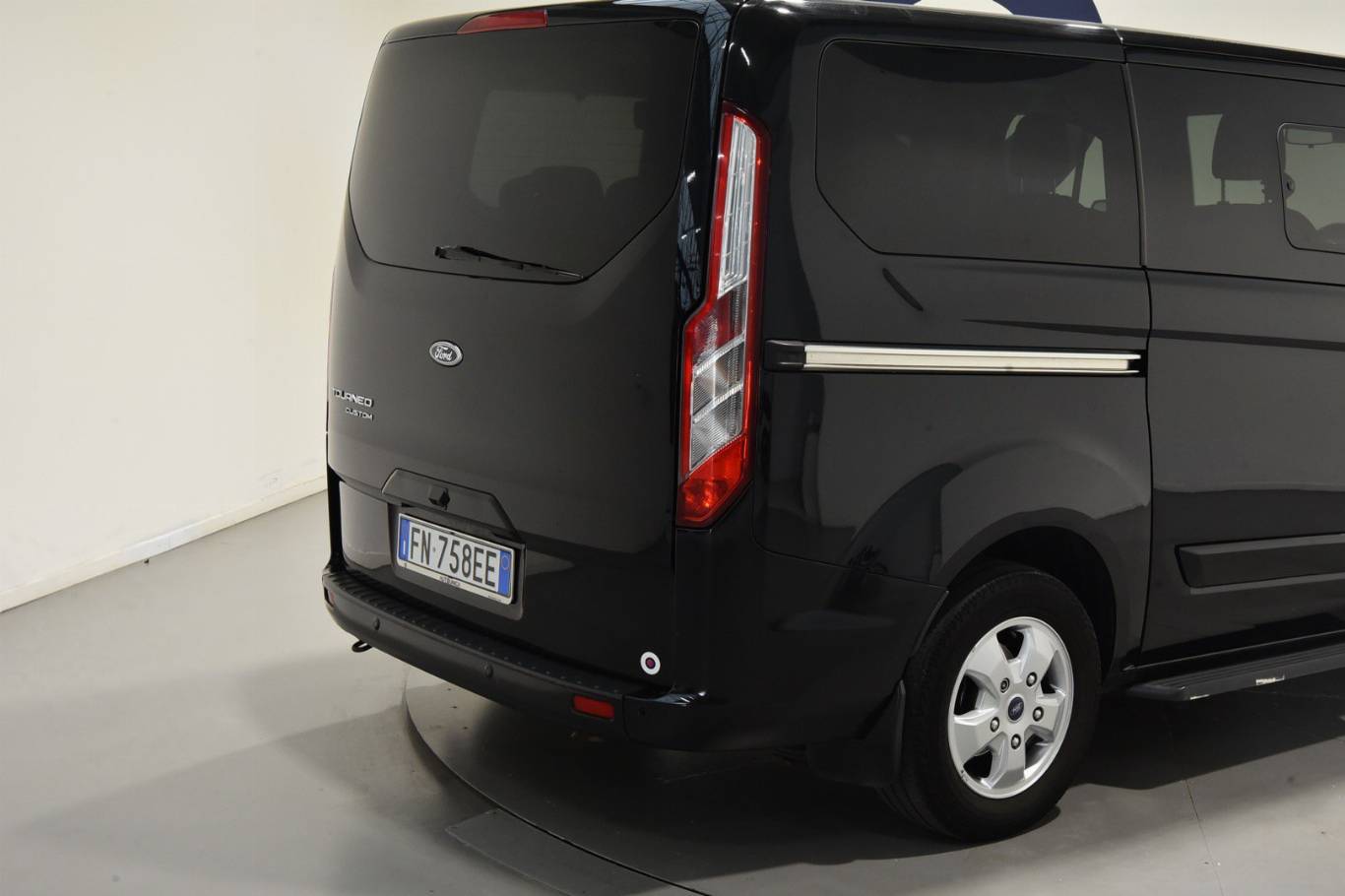 FORD Tourneo Custom 23
