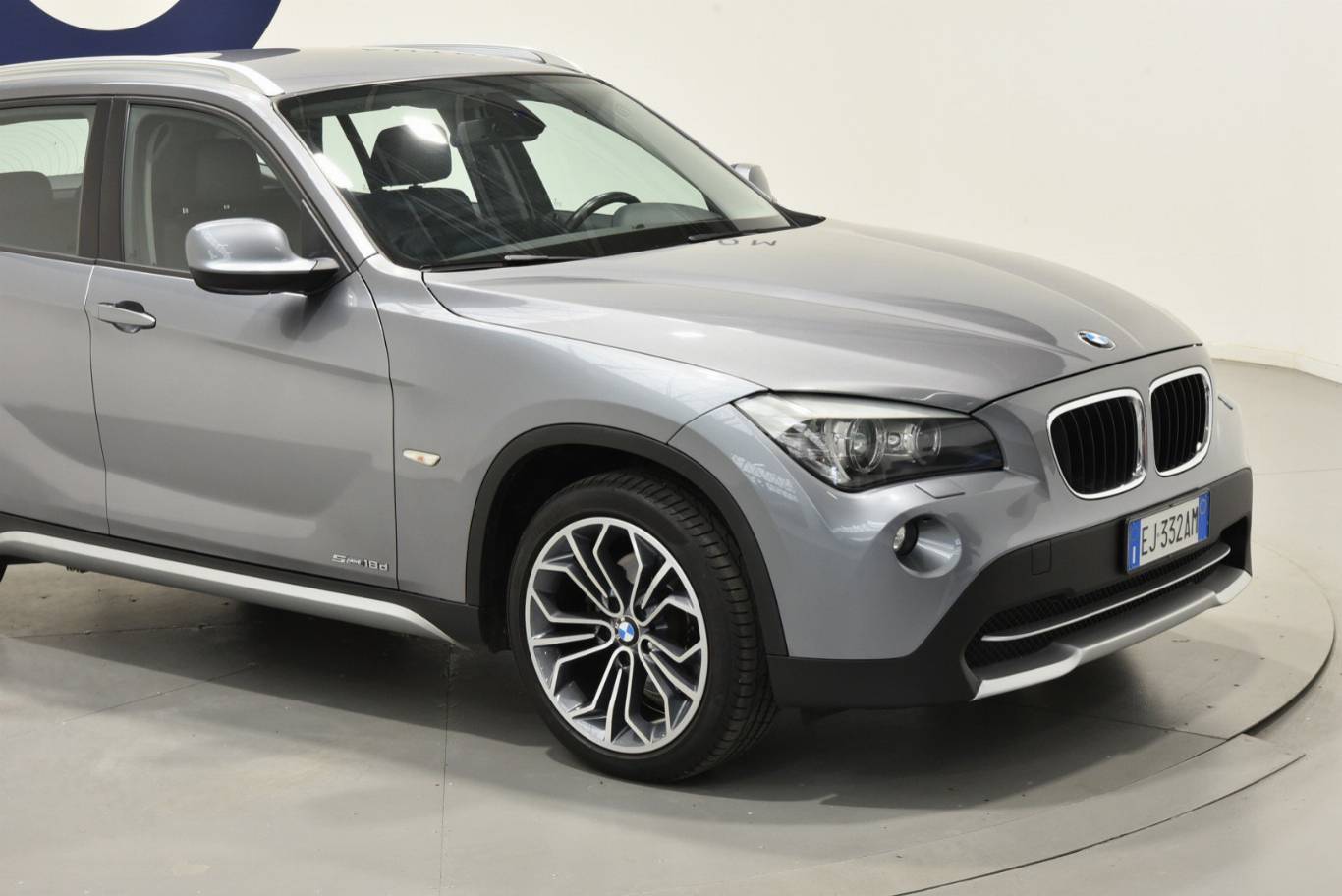 BMW X1 16