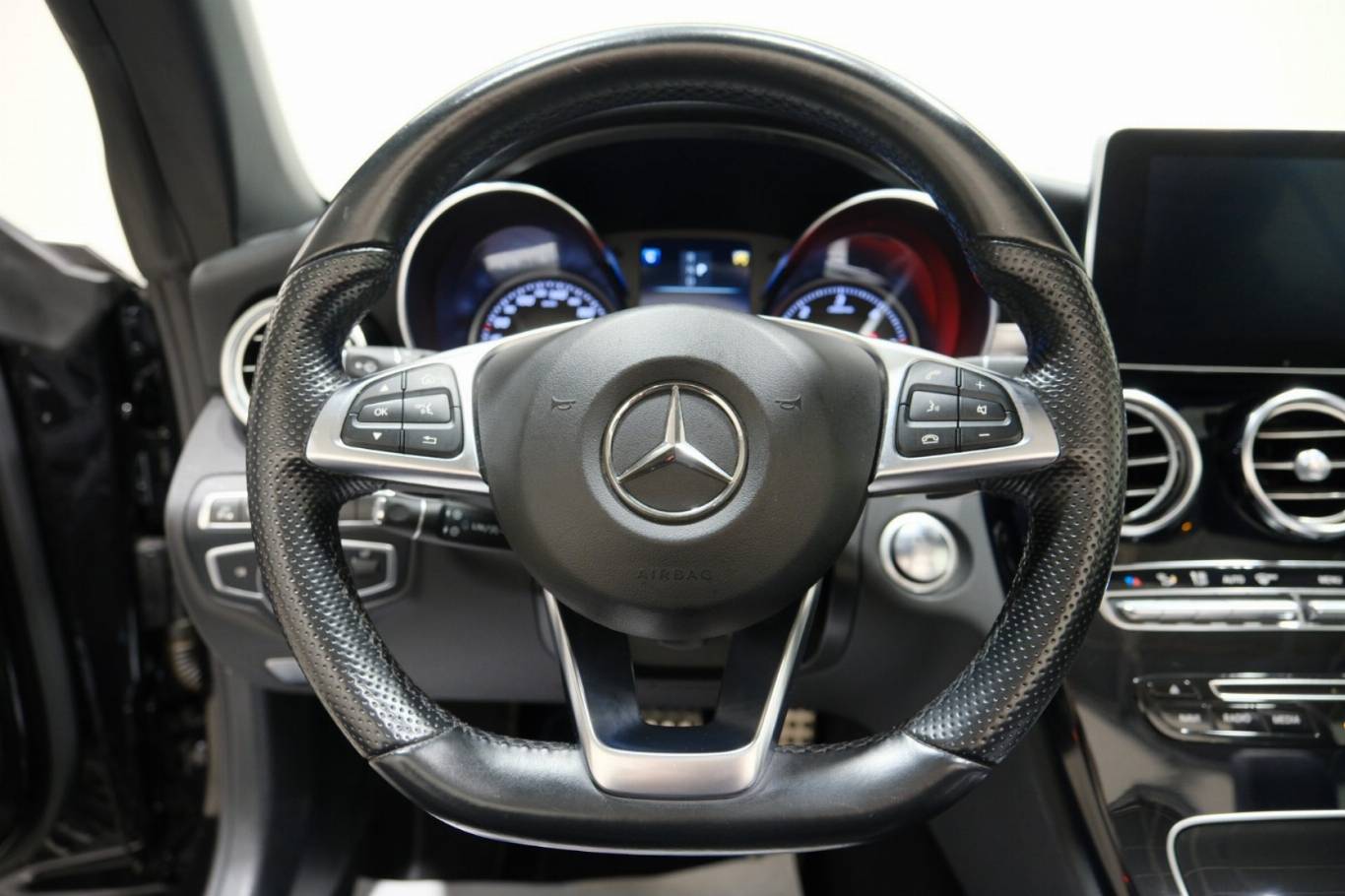 MERCEDES-BENZ C 220 7