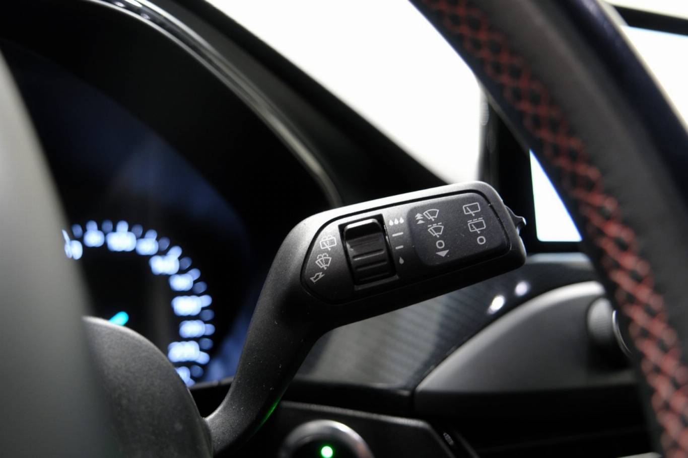 FORD Focus 24