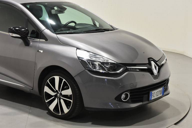 RENAULT Clio 16
