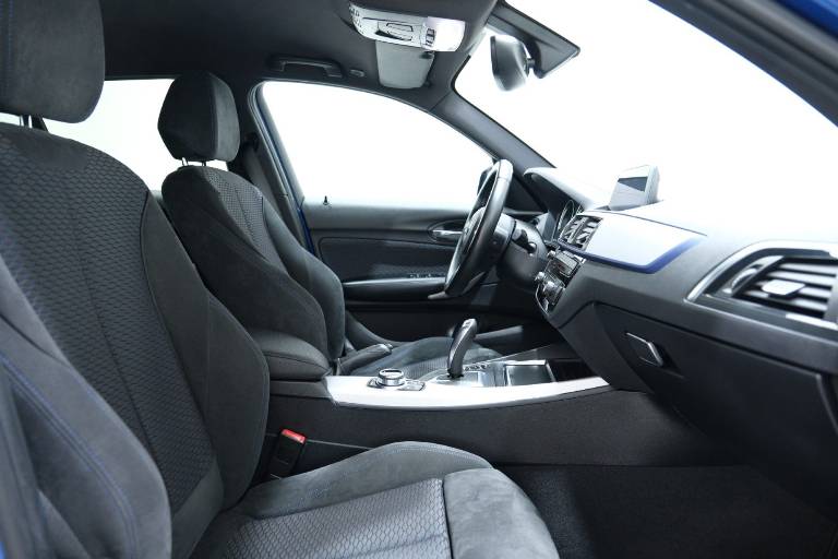 BMW 118 59