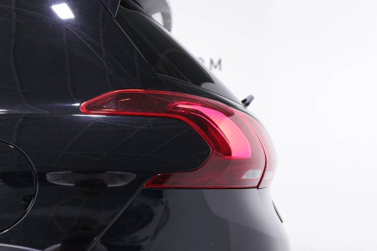PEUGEOT 2008 35