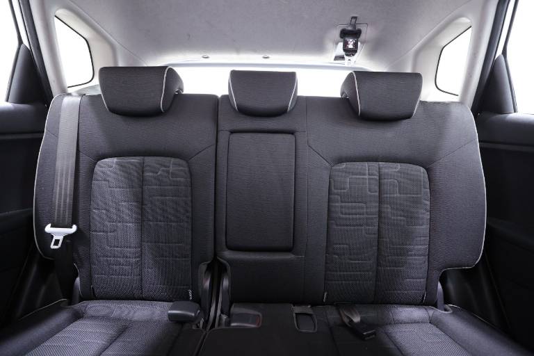 KIA Venga 11