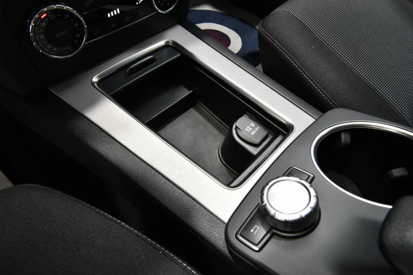 MERCEDES-BENZ GLK 220 49