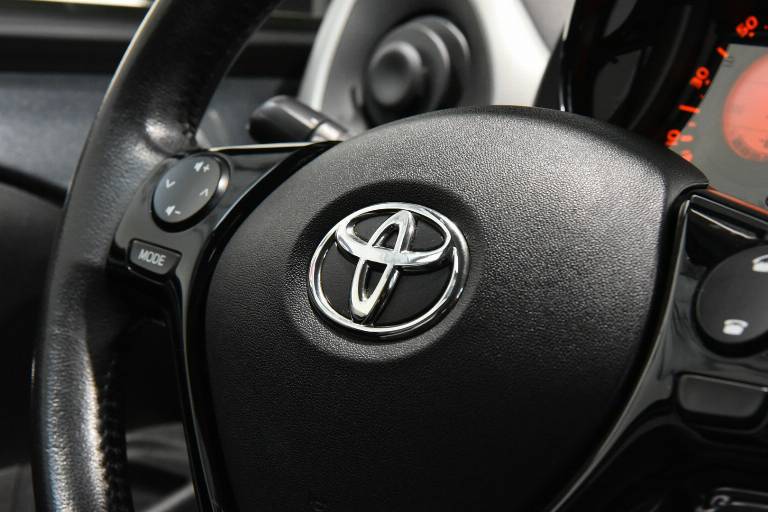 TOYOTA Aygo 23
