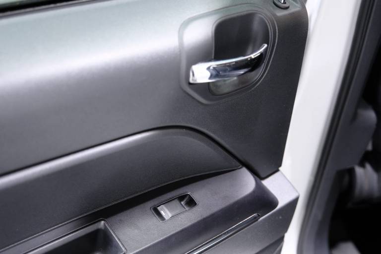 JEEP Compass 38