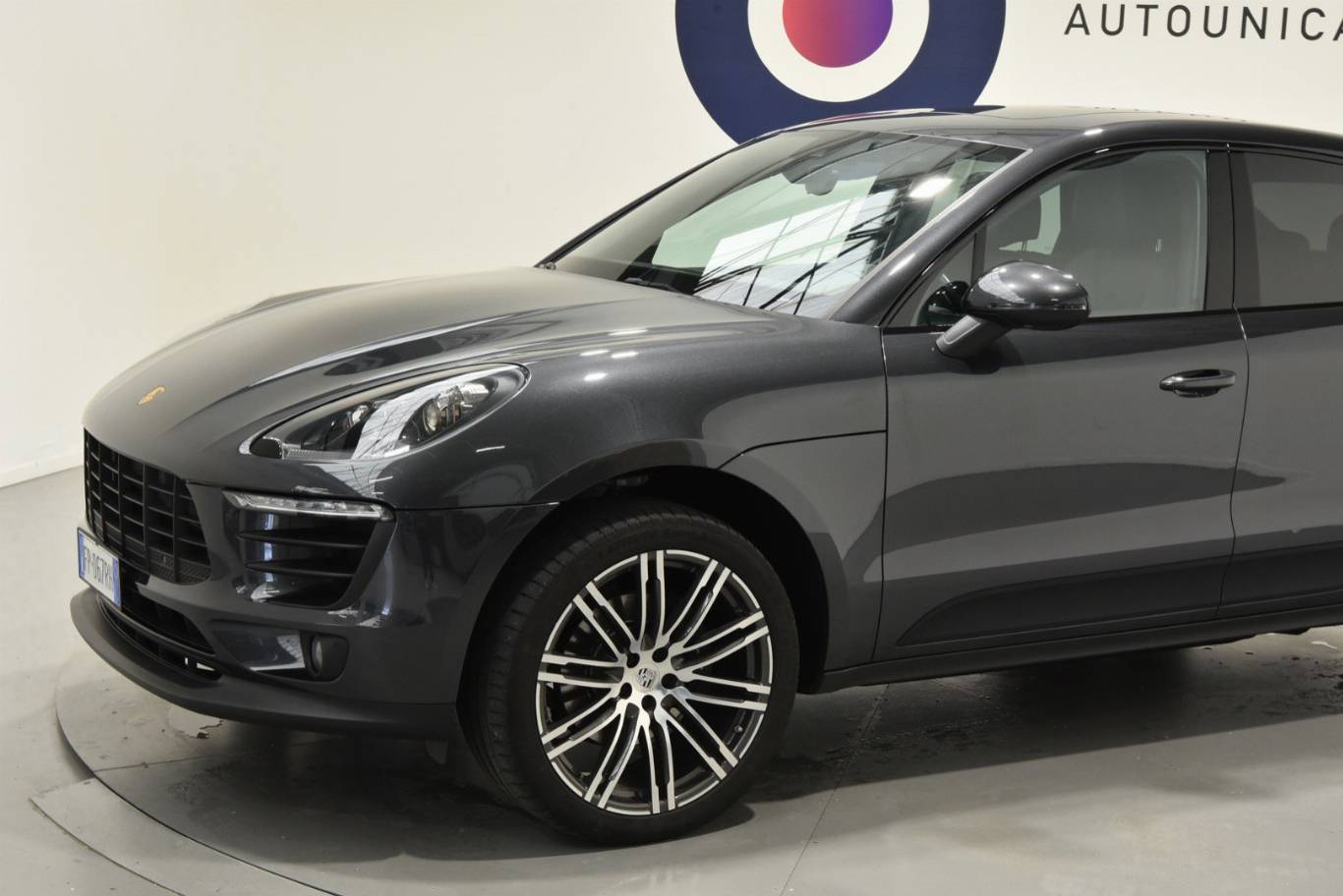 PORSCHE Macan 36