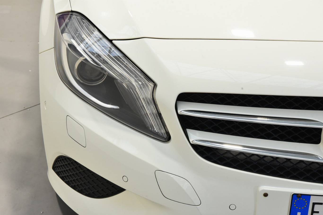 MERCEDES-BENZ A 180 17