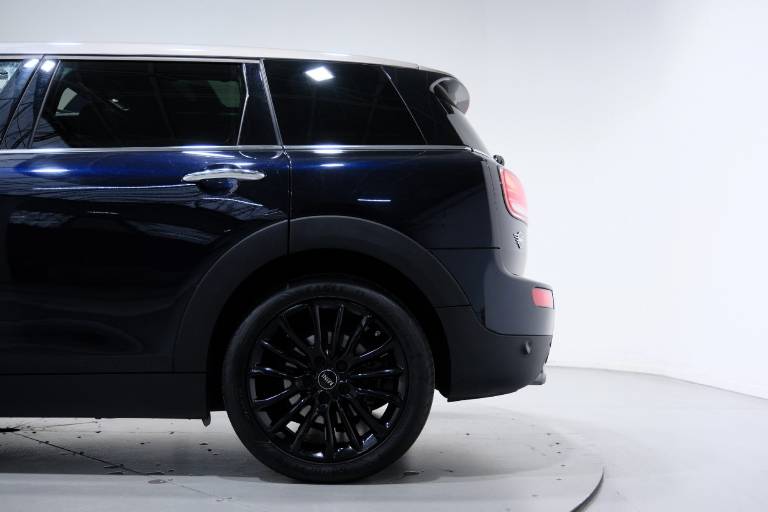 MINI Cooper Clubman 38