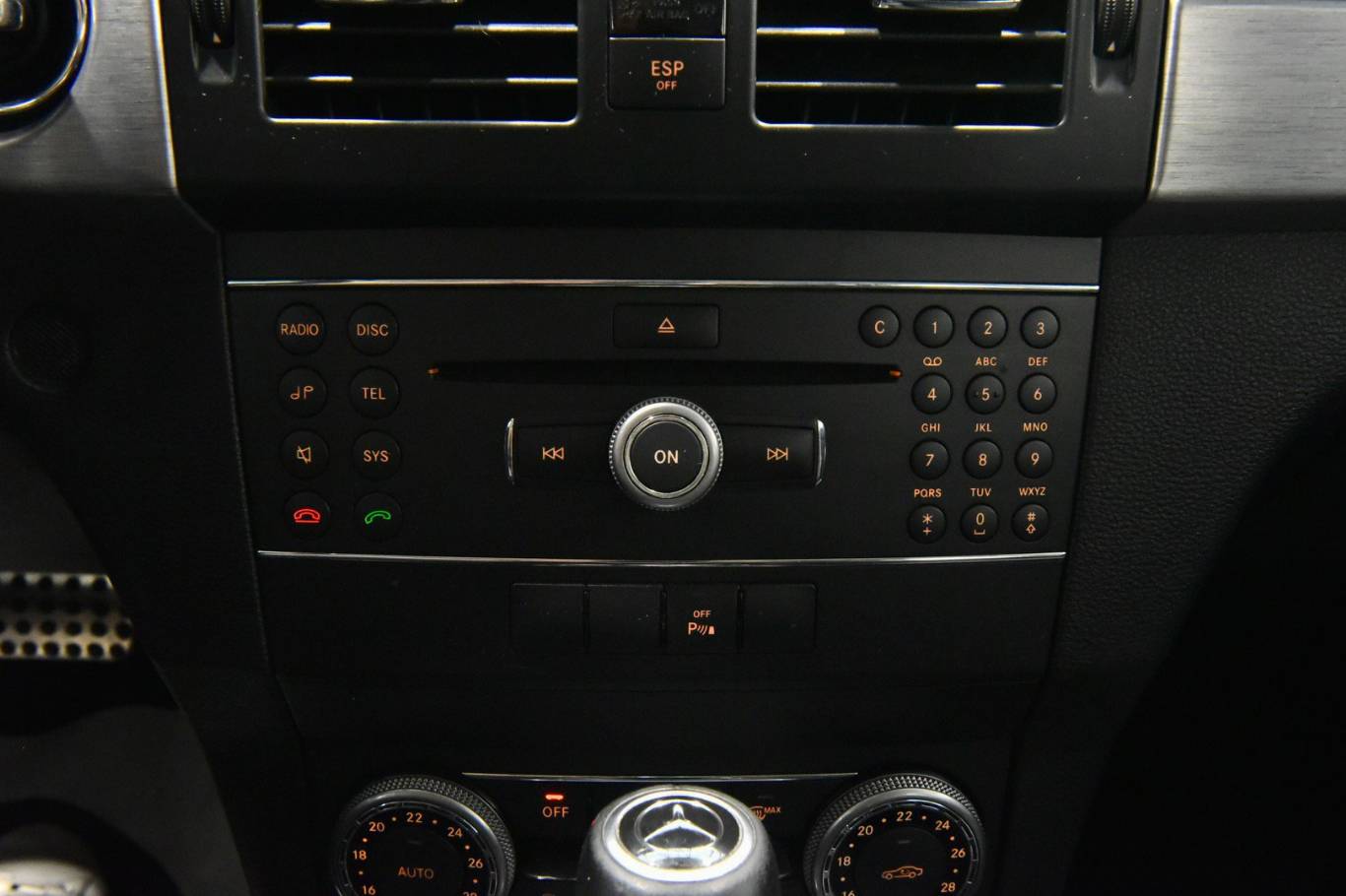 MERCEDES-BENZ GLK 220 12