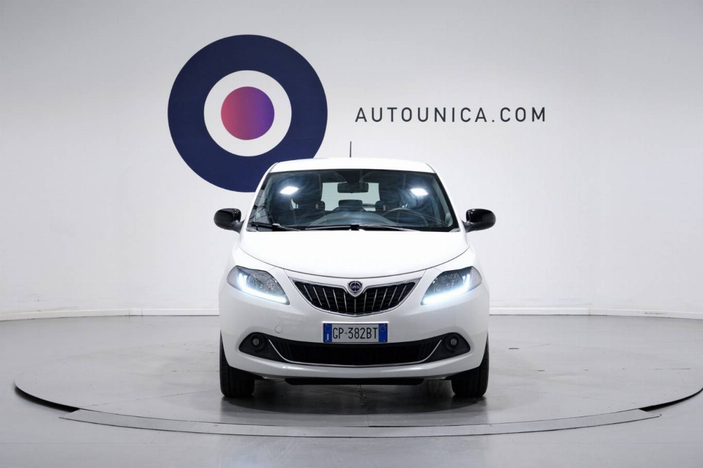 LANCIA Ypsilon 2