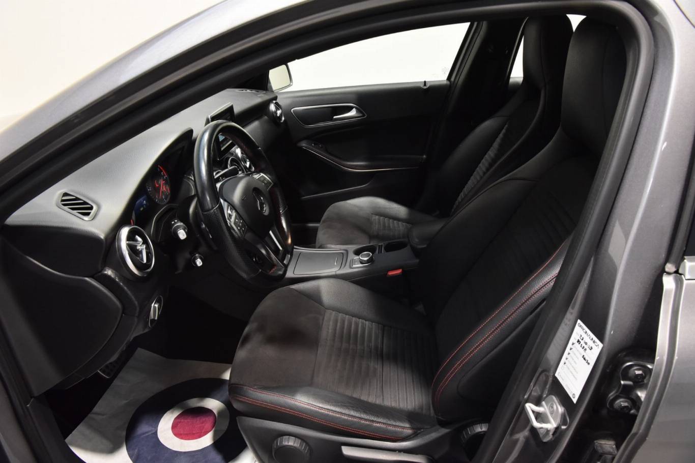 MERCEDES-BENZ A 180 3