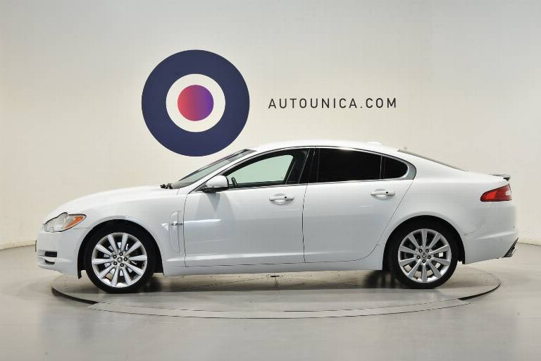 JAGUAR XF 32