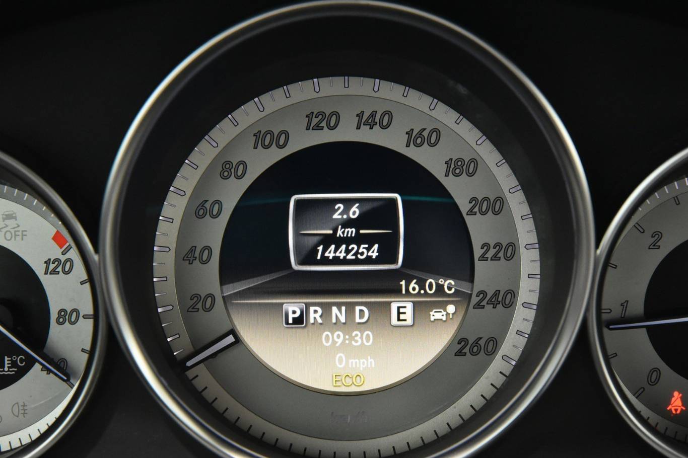 MERCEDES-BENZ C 250 25