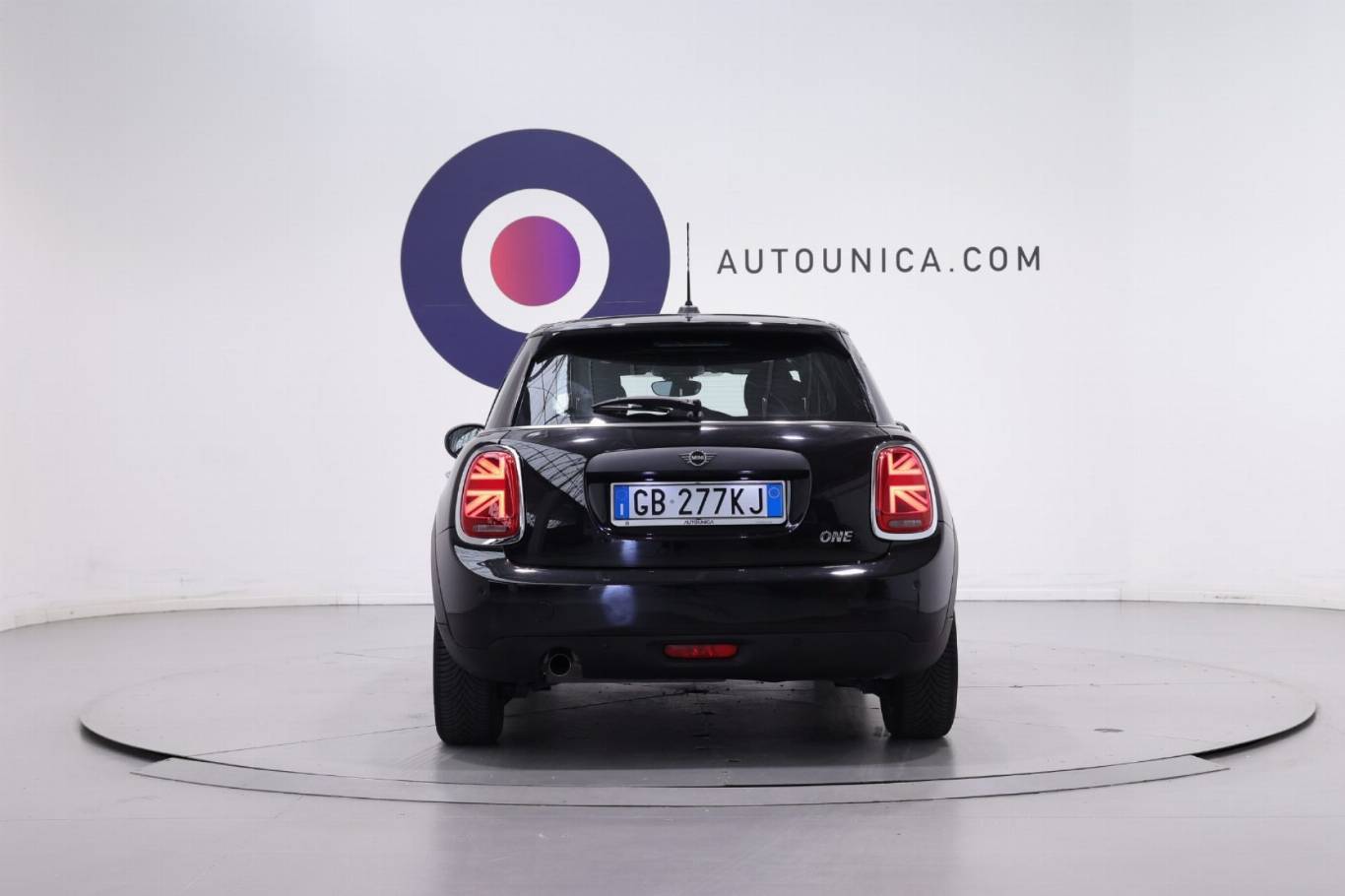 MINI One 16
