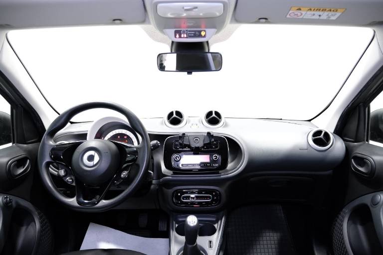 SMART ForFour 9