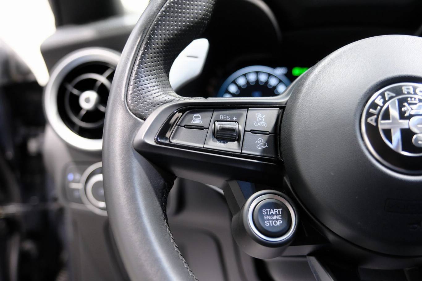 ALFA ROMEO Stelvio 16