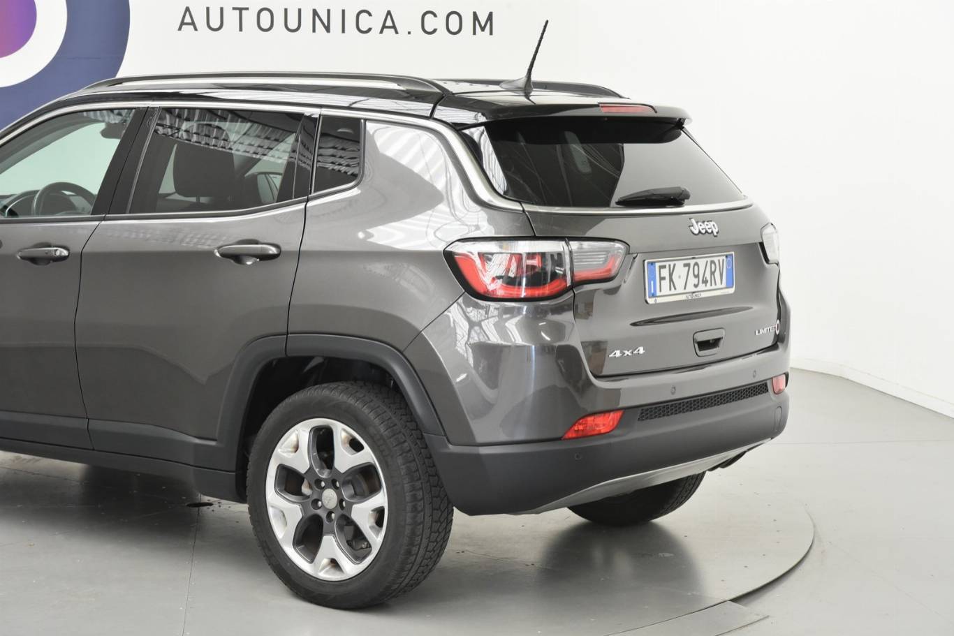JEEP Compass 26