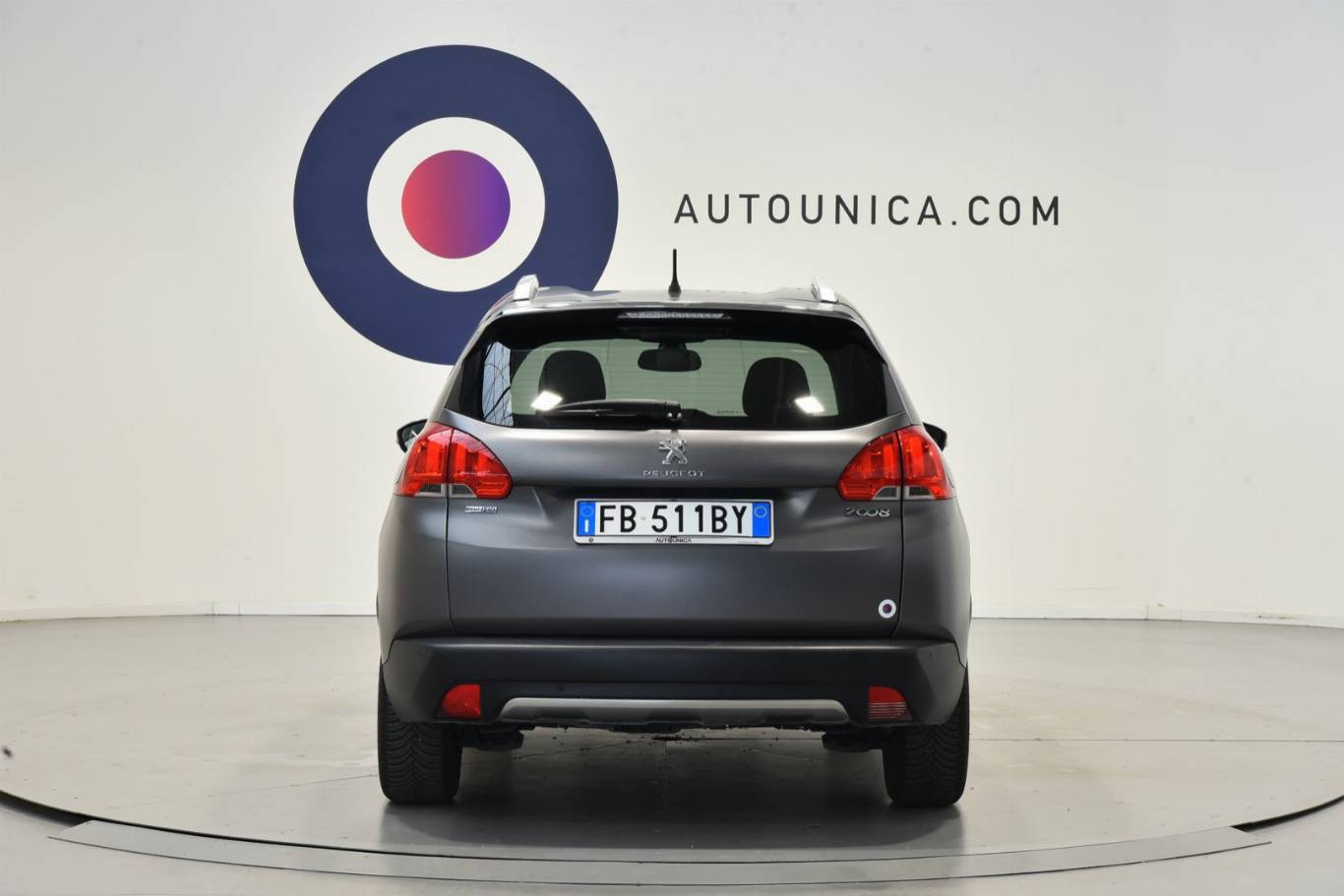 PEUGEOT 2008 7