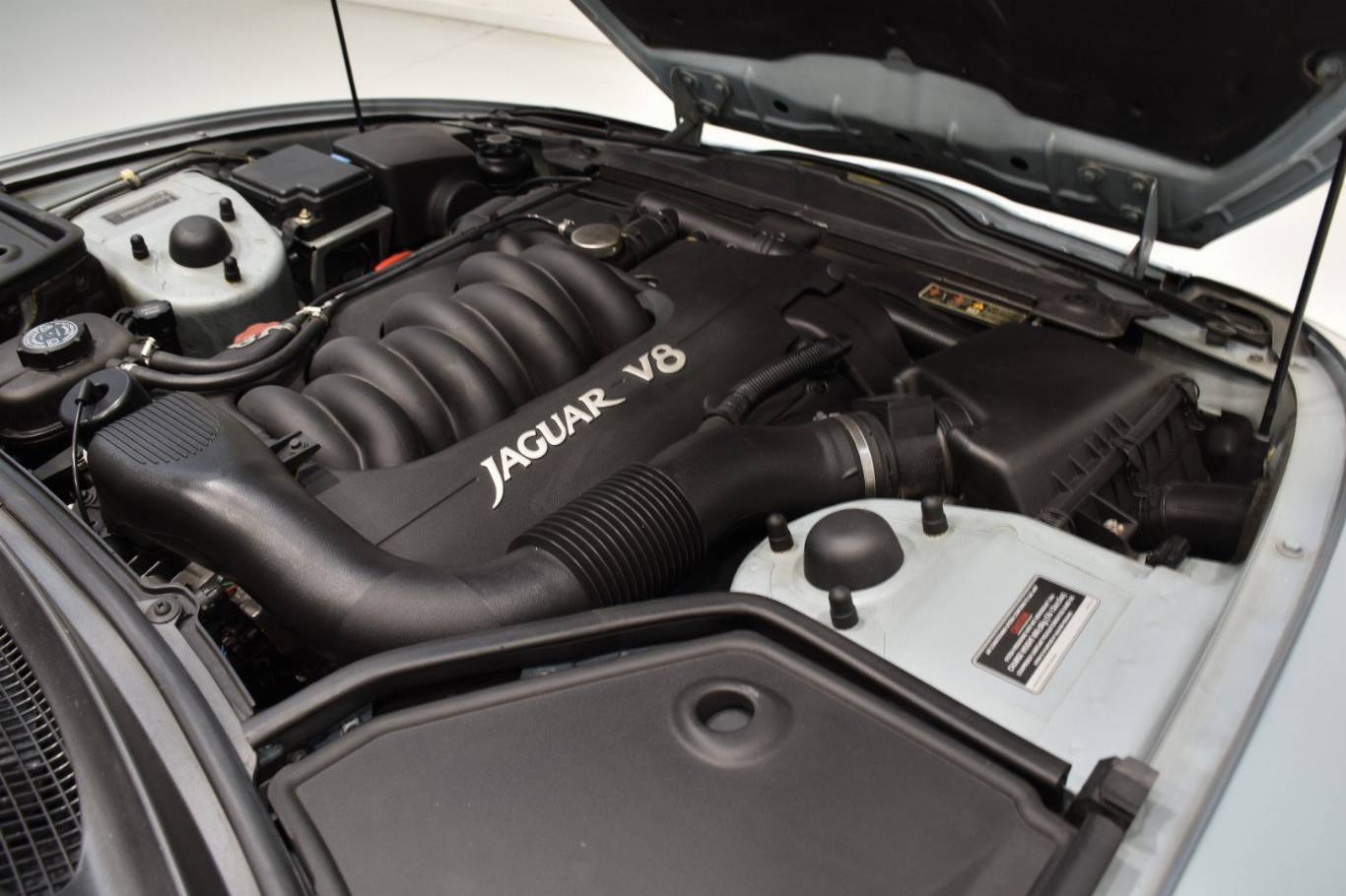 JAGUAR XK8 70