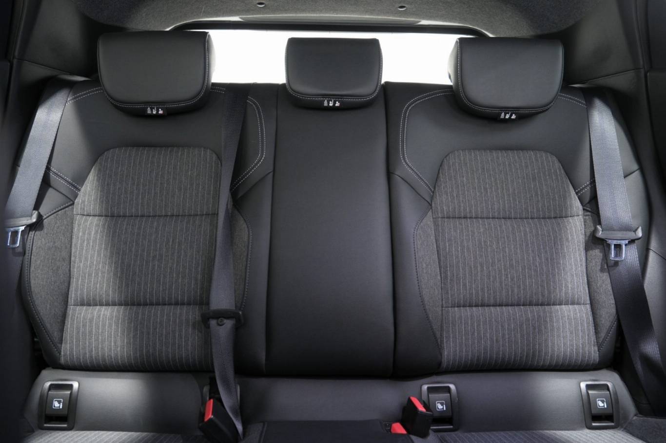 RENAULT Clio 37