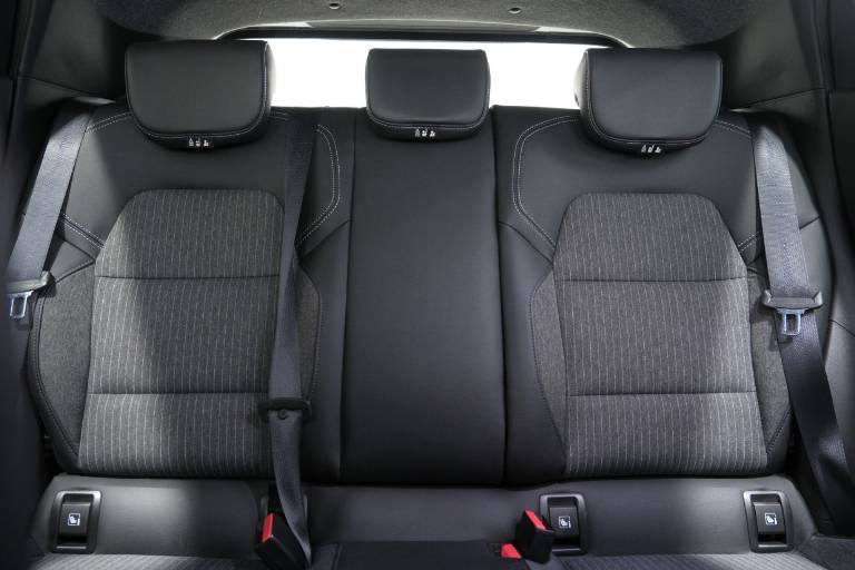 RENAULT Clio 37