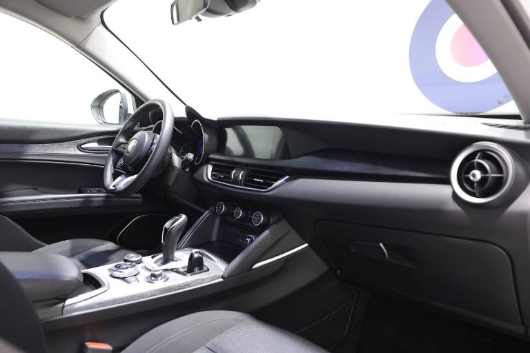 ALFA ROMEO Stelvio 51