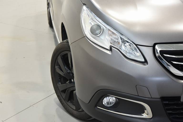 PEUGEOT 2008 60
