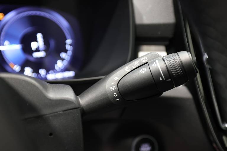VOLVO XC40 24
